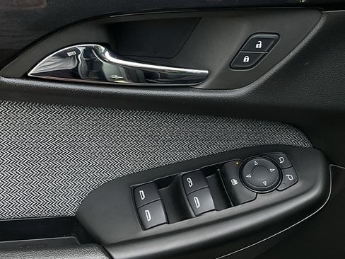 Used 2025 Chevrolet TrailBlazer LT image 12