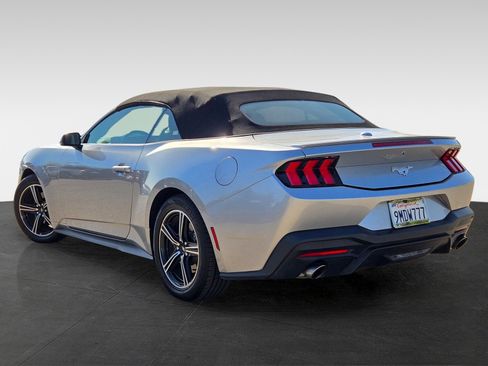 Used 2024 Ford Mustang Premium image 6