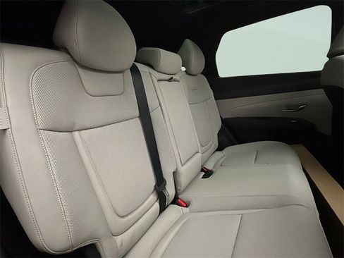 New 2026 Hyundai Tucson Limited image 15