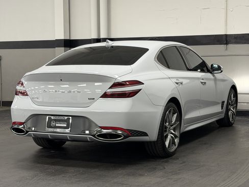 Used 2022 Genesis G70 3.3T image 12