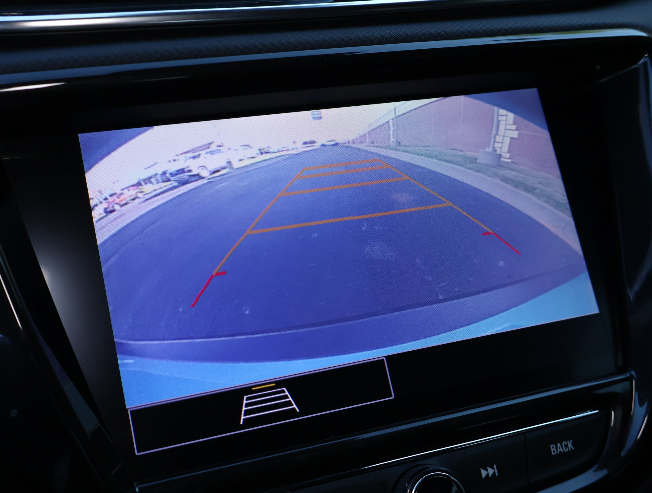 Used 2021 Chevrolet TrailBlazer RS w/ Convenience Package FWD image 6