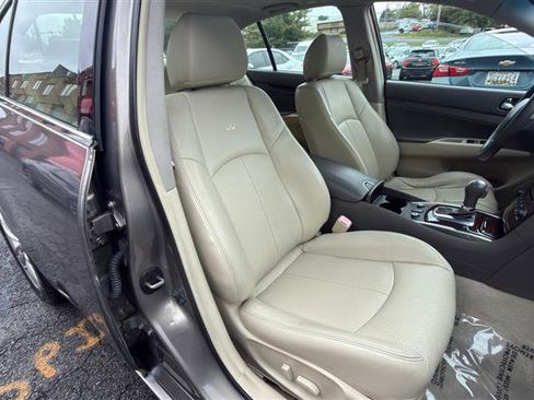 Used 2011 INFINITI G37 x Sedan w/ Premium Pkg AWD/4WD image 12