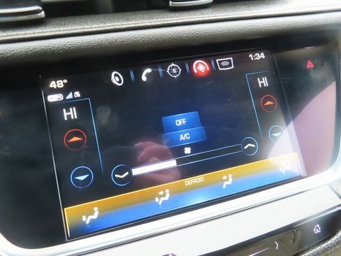 Used 2019 Cadillac XT5 FWD image 24