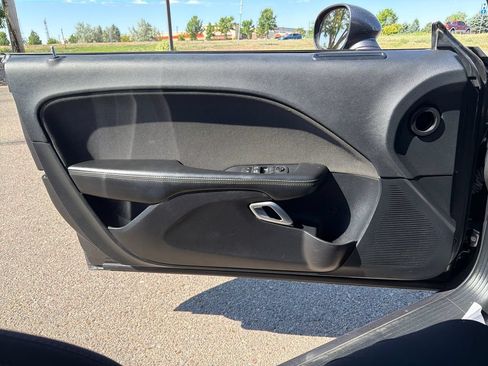 Used 2019 Dodge Challenger SXT RWD image 11