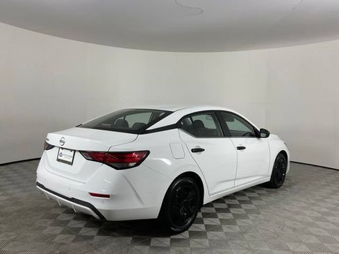 Used 2025 Nissan Sentra S FWD image 5