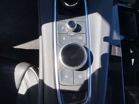 Used 2022 Cadillac Escalade Sport w/ Touring Package image 21