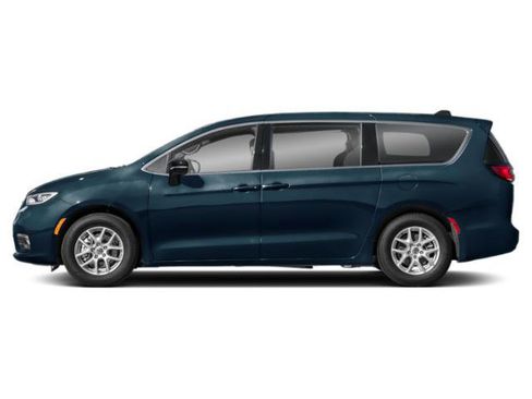 Used 2025 Chrysler Pacifica Limited FWD image 3
