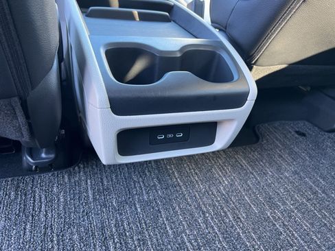 Used 2025 Honda Odyssey Elite image 21