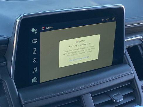 Used 2023 Chevrolet Suburban Z71 w/ Luxury Package image 28