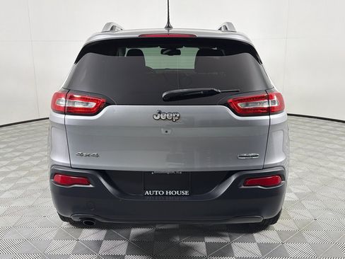 Used 2014 Jeep Cherokee Latitude w/ Comfort/Convenience Group AWD/4WD image 6