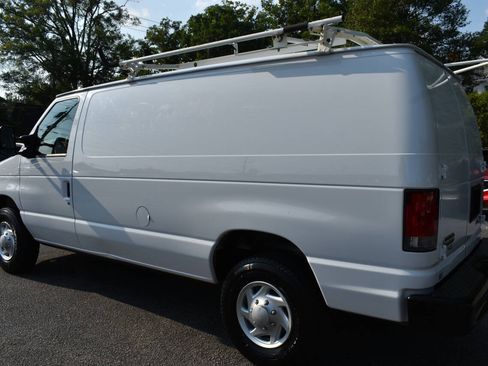 Used 2014 Ford E-350 and Econoline 350 Super Duty RWD image 28