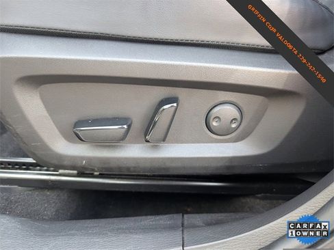 Used 2024 Mitsubishi Outlander SE image 16