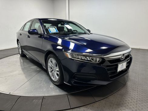 Used 2020 Honda Accord LX image 2