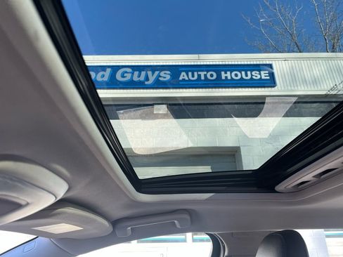 Used 2018 Volvo S60 T5 Inscription image 18