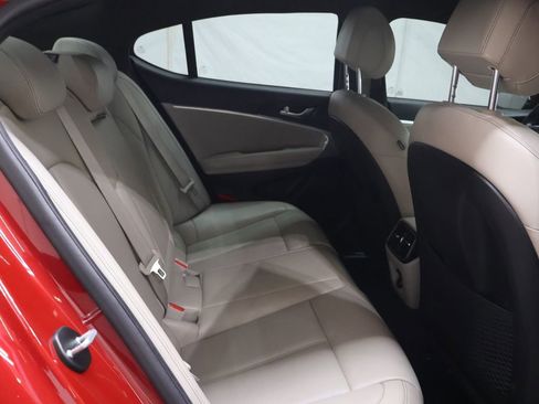 Used 2023 Genesis G70 2.0T AWD/4WD image 13