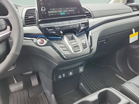 New 2026 Honda Odyssey Elite image 28