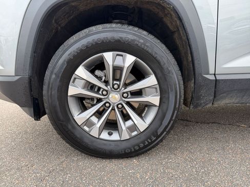 Used 2025 Chevrolet Equinox LT image 29