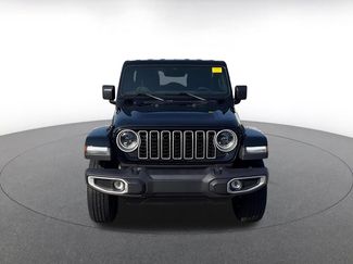 Used 2025 Jeep Wrangler Unlimited Sahara AWD/4WD video 2