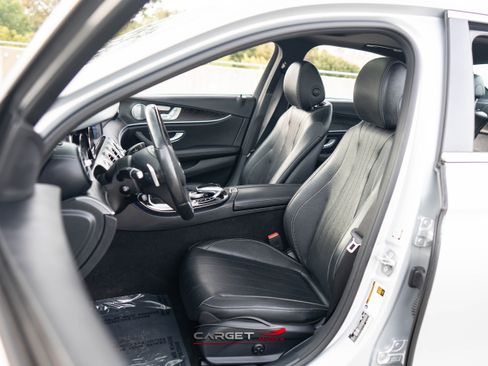 Used 2017 Mercedes-Benz E 300 4MATIC image 16