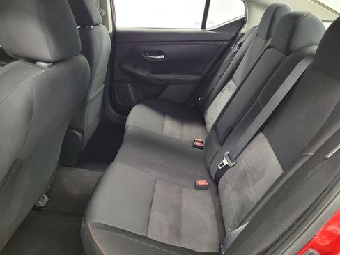 Used 2025 Nissan Sentra SR FWD image 18