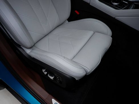 Used 2024 BMW XM AWD/4WD image 69