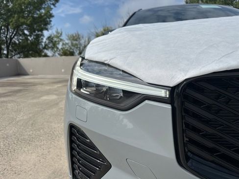 New 2026 Volvo XC60 B5 Ultra w/ Climate Package image 10