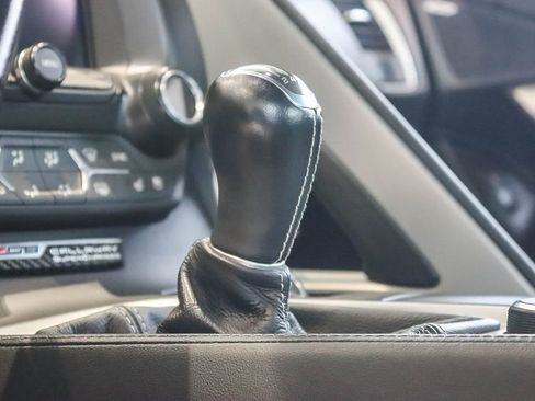 Used 2018 Chevrolet Corvette Z06 w/ Z07 Performance Package image 56