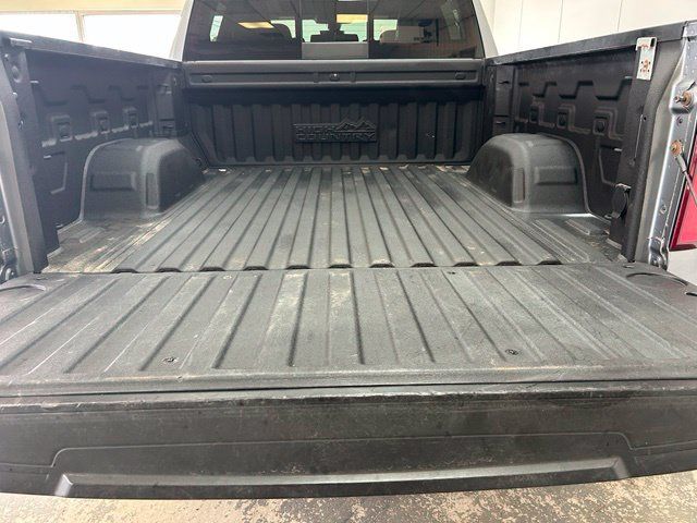 Used 2019 Chevrolet Silverado 1500 High Country AWD/4WD image 8