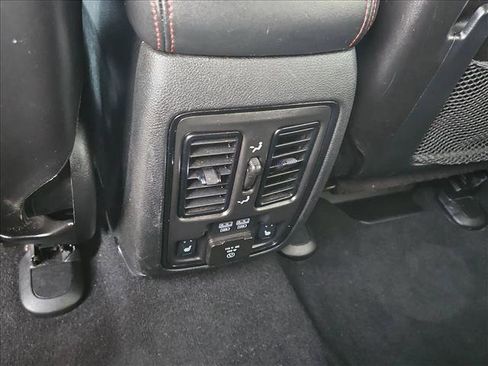 Used 2024 Dodge Durango R/T AWD/4WD image 18