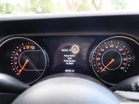Used 2019 Jeep Wrangler Unlimited Sport S AWD/4WD image 31