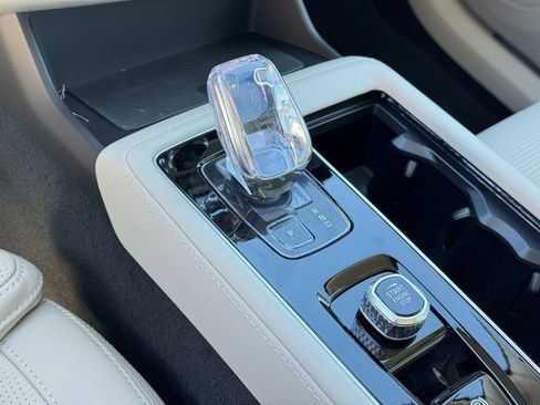 New 2026 Volvo XC90 B6 Ultra image 22