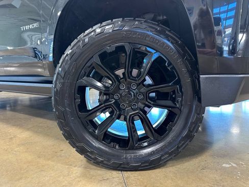 Used 2021 Chevrolet Tahoe High Country w/ Premium Package AWD/4WD image 10