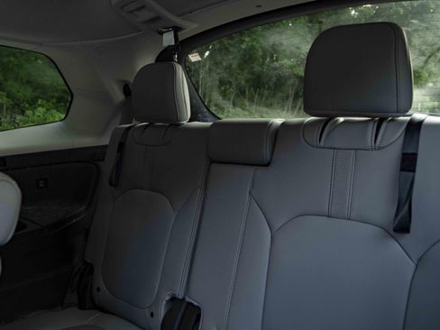 Used 2024 Honda Pilot EX-L image 19