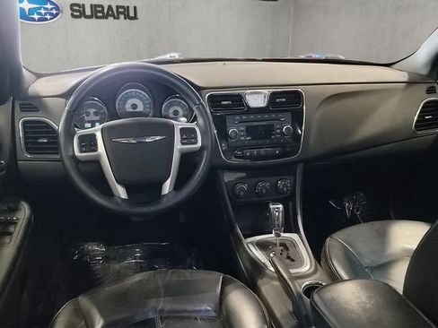 Used 2013 Chrysler 200 Limited FWD image 2