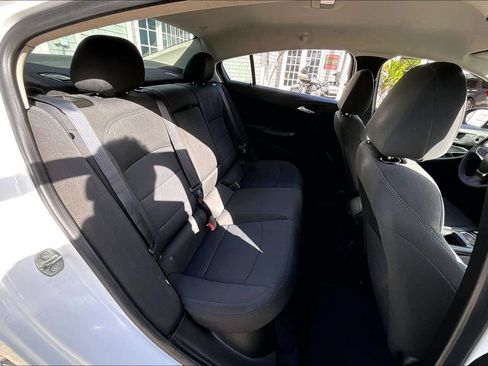 Used 2018 Chevrolet Cruze LT w/ LT Fleet Convenience Package FWD image 29
