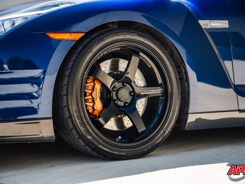 Used 2014 Nissan GT-R Premium AWD/4WD image 47
