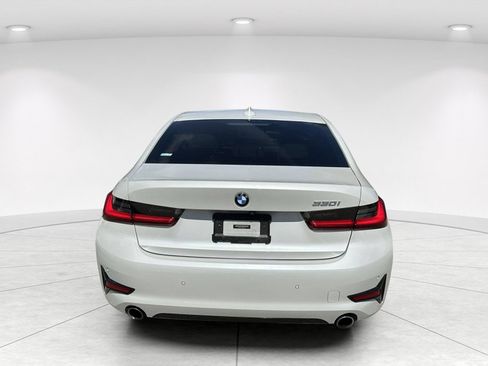 Used 2021 BMW 330i Sedan w/ Convenience Package RWD image 5