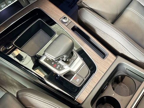 Used 2022 Audi Q5 2.0T Prestige image 16