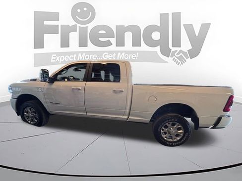 Used 2024 RAM 2500 Laramie AWD/4WD image 8