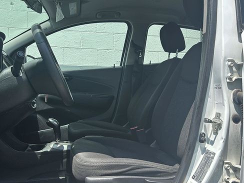 Used 2021 Chevrolet Spark LT FWD image 2
