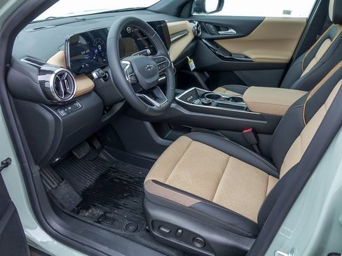 New 2026 Chevrolet Equinox ACTIV w/ Convenience Package III image 12