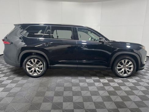 Used 2026 Toyota Grand Highlander AWD image 8
