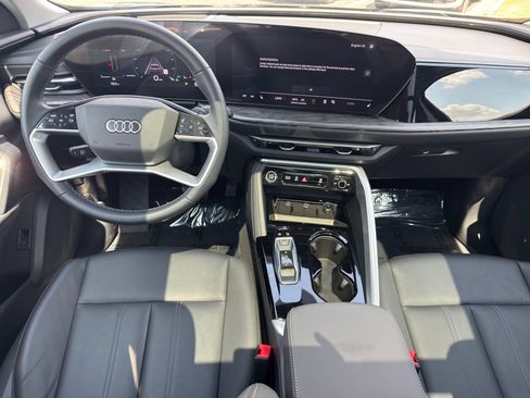 Used 2025 Audi Q5 Premium w/ Premium Plus AWD/4WD image 26