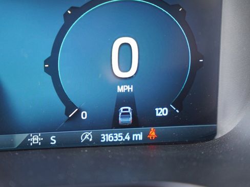 Used 2025 Ford F150 XLT w/ Equipment Group 301A Standard image 19