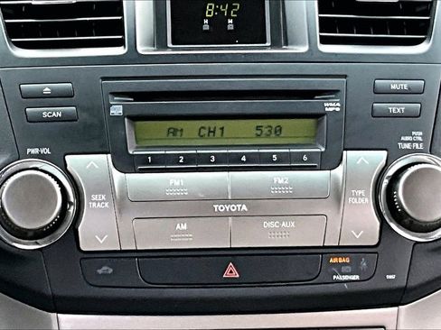 Used 2010 Toyota Highlander 4WD image 20