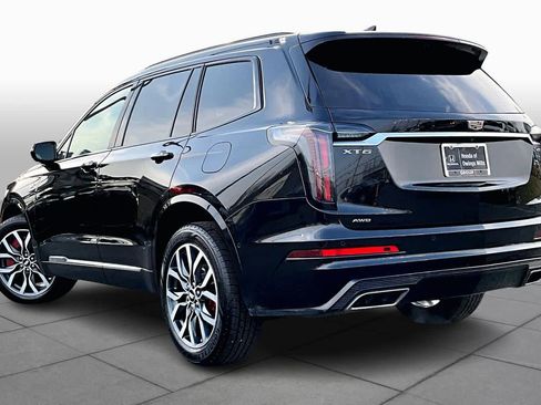 Used 2024 Cadillac XT6 Sport w/ Platinum Package image 11