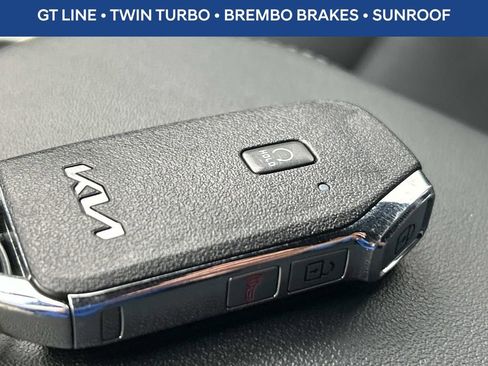 Used 2022 Kia Stinger GT1 image 37