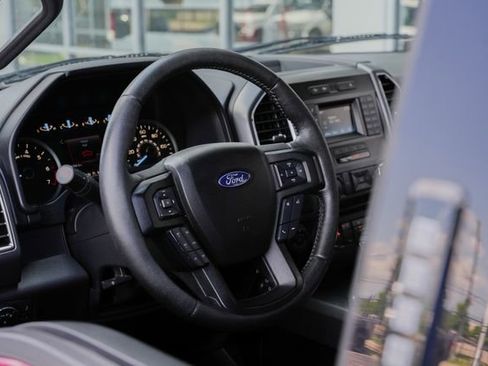 Used 2016 Ford F150 XLT w/ Equipment Group 301A Mid AWD/4WD image 28