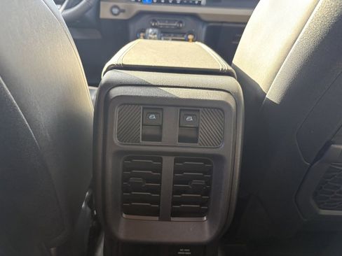 New 2025 Ford Bronco Big Bend w/ Black Diamond Package image 34