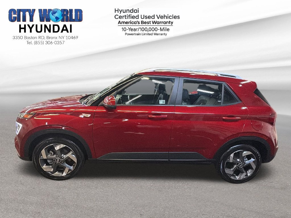 Used 2025 Hyundai Venue Limited FWD image 2